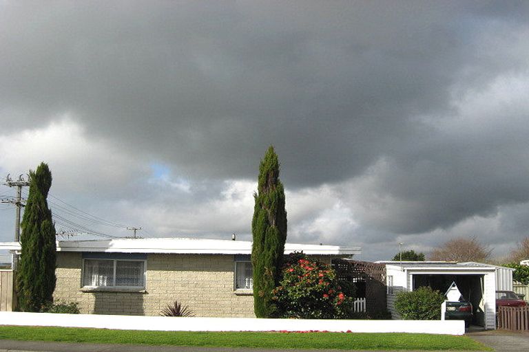 Photo of property in 9 Barrett Road, Whalers Gate, New Plymouth, 4310