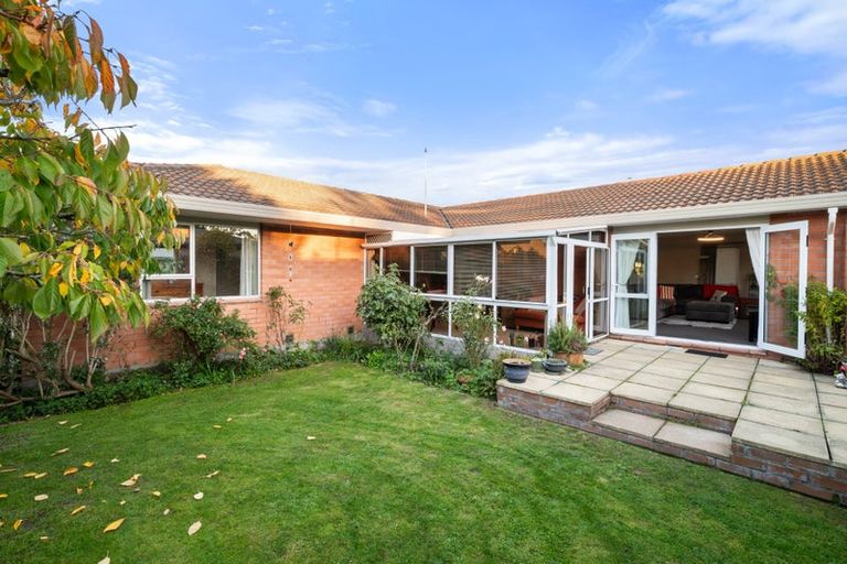 Photo of property in 220 Sawyers Arms Road, Bishopdale, Christchurch, 8053