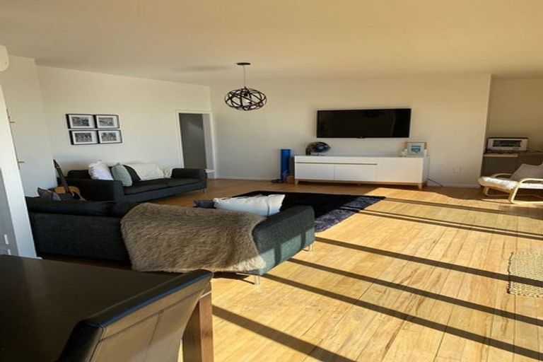 Photo of property in 2/12 Muritai Terrace, Mount Pleasant, Christchurch, 8081
