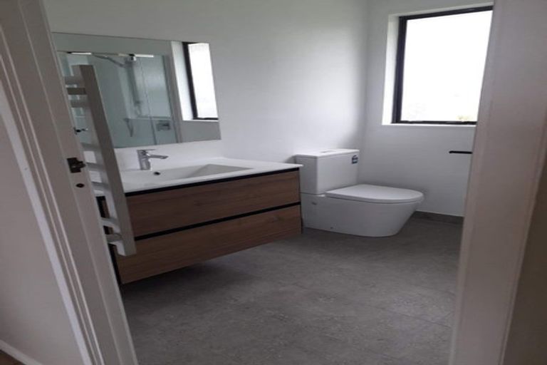 Photo of property in 32 Peter Snell Road, Ruakaka, 0116