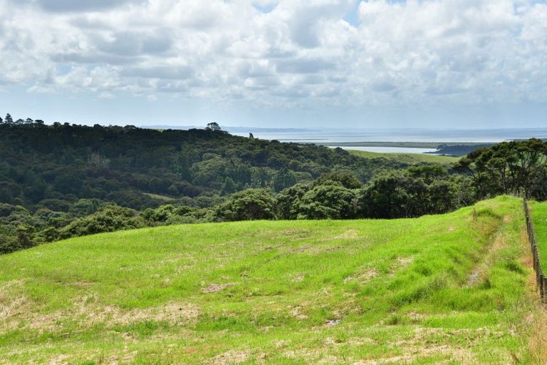 Photo of property in 121 West Road, Kaukapakapa, 0873