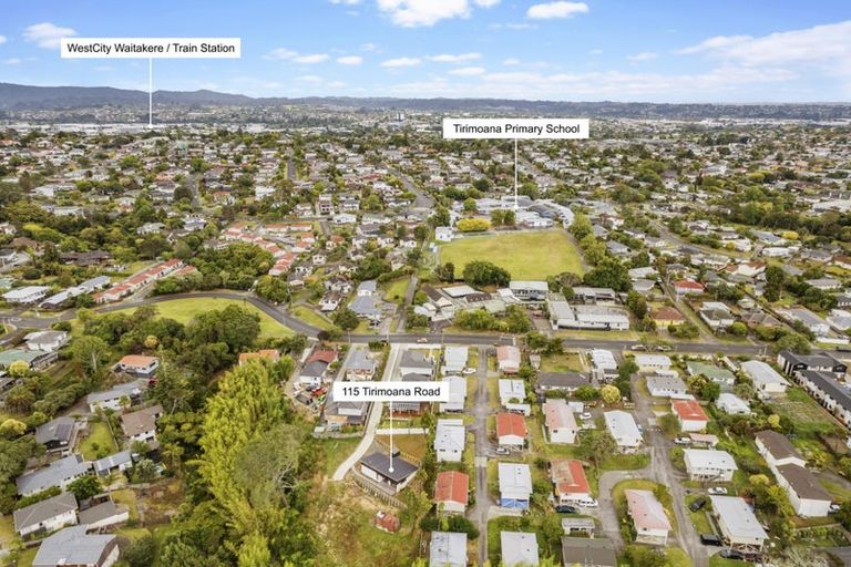 Photo of property in 115 Tirimoana Road, Te Atatu South, Auckland, 0602