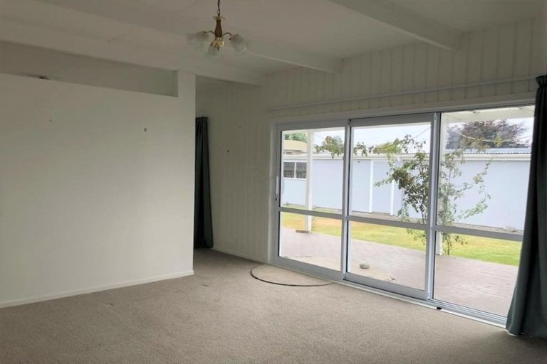 Photo of property in 11 Duke Street, Levin, 5510