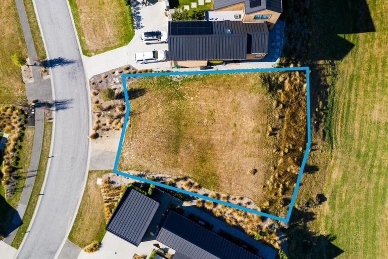 Photo of property in 14 Falconer Rise, Jacks Point, Queenstown, 9371