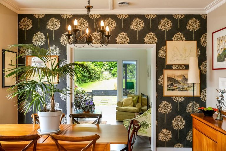 Photo of property in 207 Powderham Street, New Plymouth, 4310