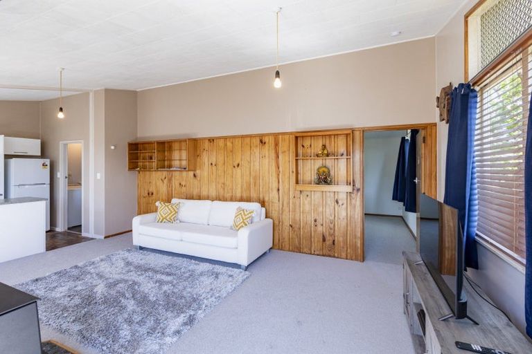 Photo of property in 124 Charles Street, Westshore, Napier, 4110