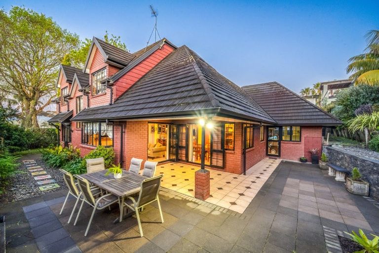 Photo of property in 36 Oakwood Grove, Eastern Beach, Auckland, 2012