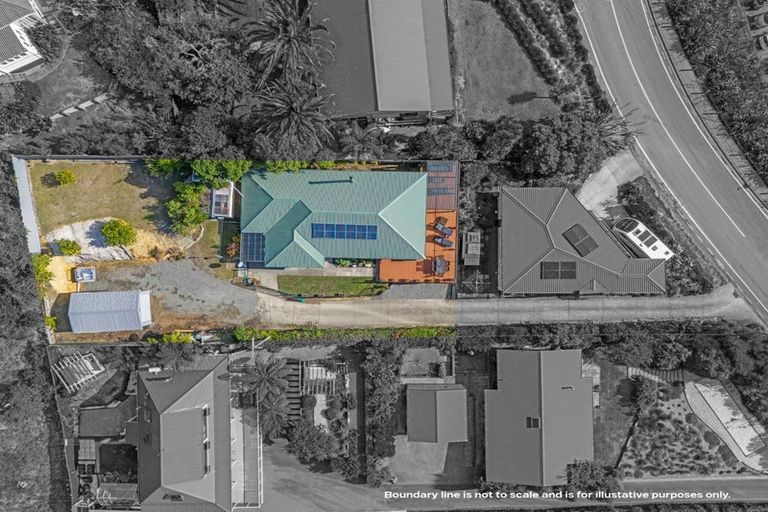 Photo of property in 374a Waikawa Road, Waikawa, Picton, 7220