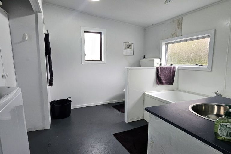 Photo of property in 87 Omapere Street, Dobson, Greymouth, 7805