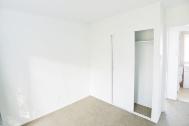 Photo of property in 8/126 Lynwood Road, New Lynn, Auckland, 0600