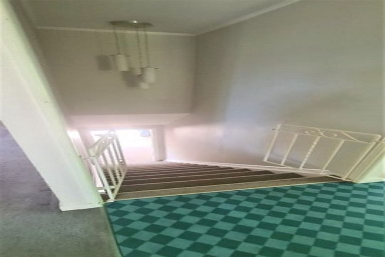 Photo of property in 21 Olsen Avenue, Hillsborough, Auckland, 1042