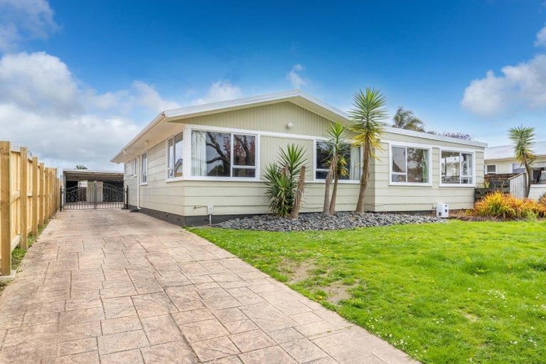 Photo of property in 27 Fuchsia Avenue, Pukete, Hamilton, 3200