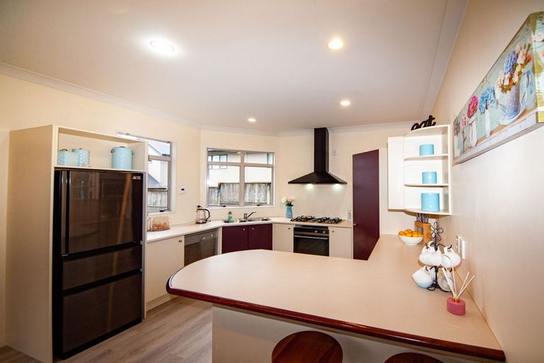 Photo of property in 10a Chippenham Grove, Churton Park, Wellington, 6037