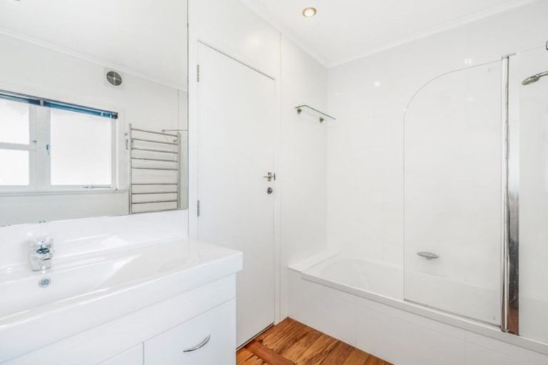 Photo of property in 25 Thames Street, Claudelands, Hamilton, 3214