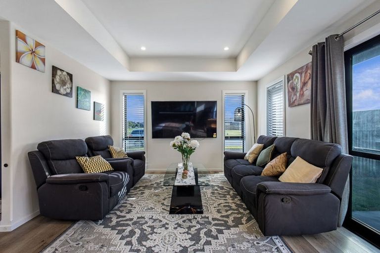 Photo of property in 9 Agathis Crescent, Wigram, Christchurch, 8025