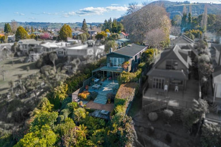 Photo of property in 125 Koutu Road, Kawaha Point, Rotorua, 3010