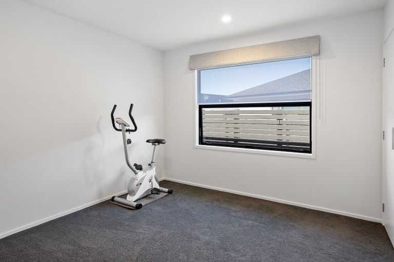 Photo of property in 20 Topping Place, Whitianga, 3510