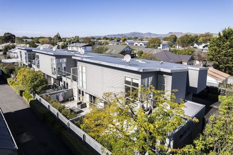 Photo of property in 32a Champion Street, Edgeware, Christchurch, 8013