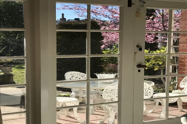 Photo of property in 36 Heriot Row, Dunedin Central, Dunedin, 9016