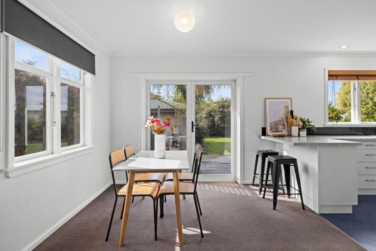 Photo of property in 17 Veronica Avenue, Marewa, Napier, 4110