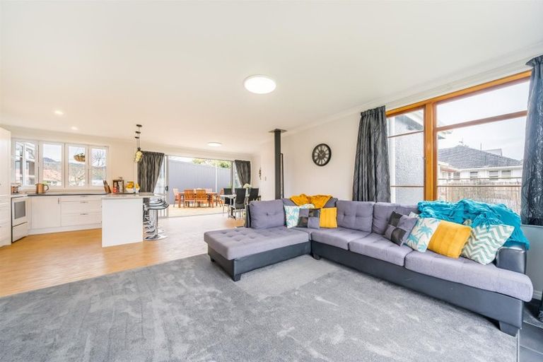 Photo of property in 15 Ararino Street, Trentham, Upper Hutt, 5018