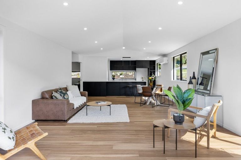 Photo of property in 17 Freyberg Road, Fairfield, Dunedin, 9018