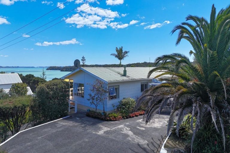 Photo of property in 28 Okiato Road, Okiato, Russell, 0272