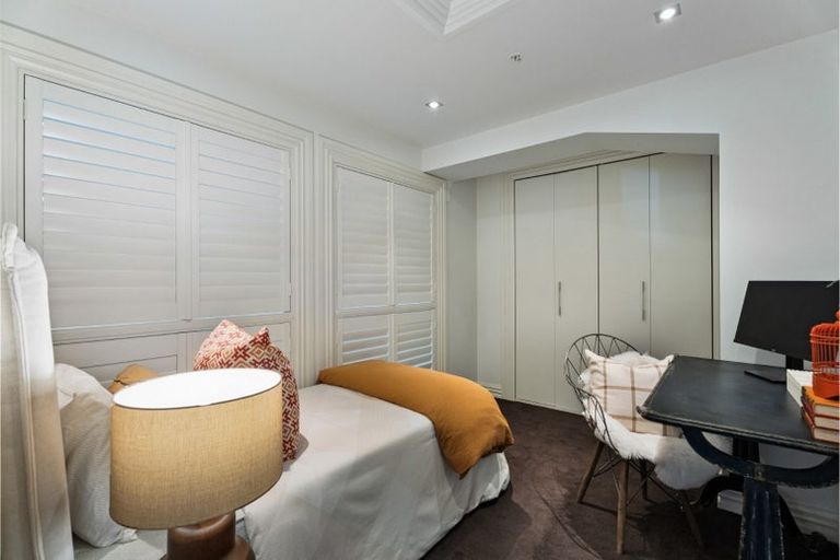 Photo of property in Heards Building, 303/2 Ruskin Street, Parnell, Auckland, 1052