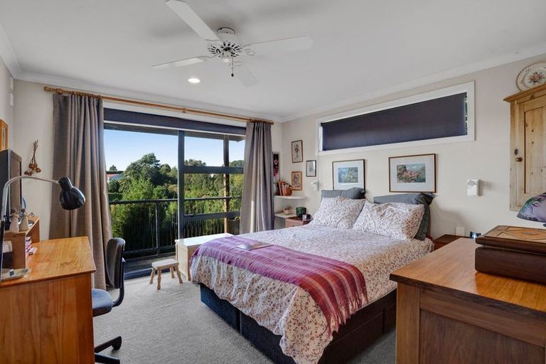 Photo of property in 127 Wairau Road, Oakura, 4314