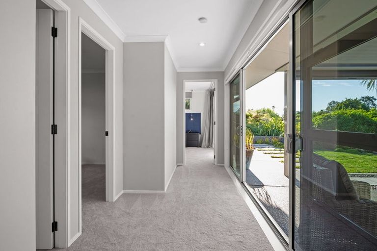 Photo of property in 140 Saint James Drive, Huntington, Hamilton, 3210