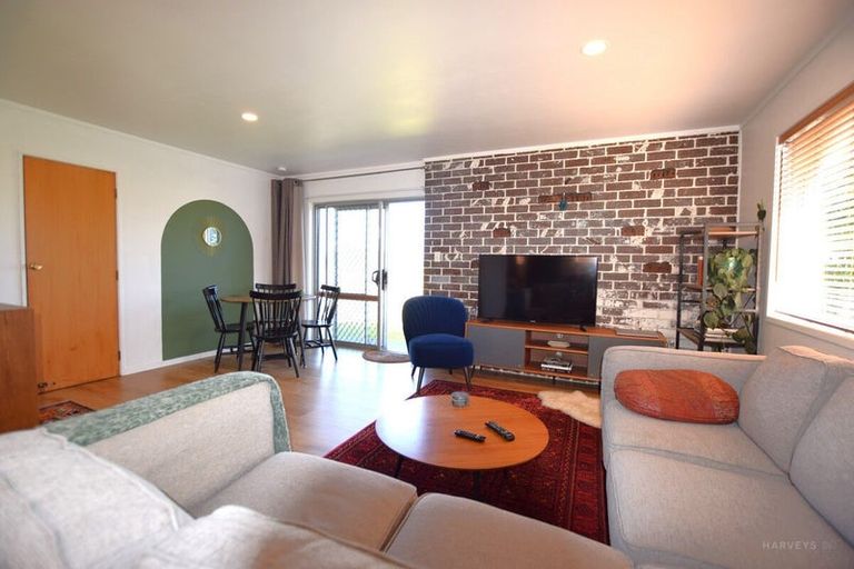 Photo of property in 3/3 Karaka Street, New Lynn, Auckland, 0600