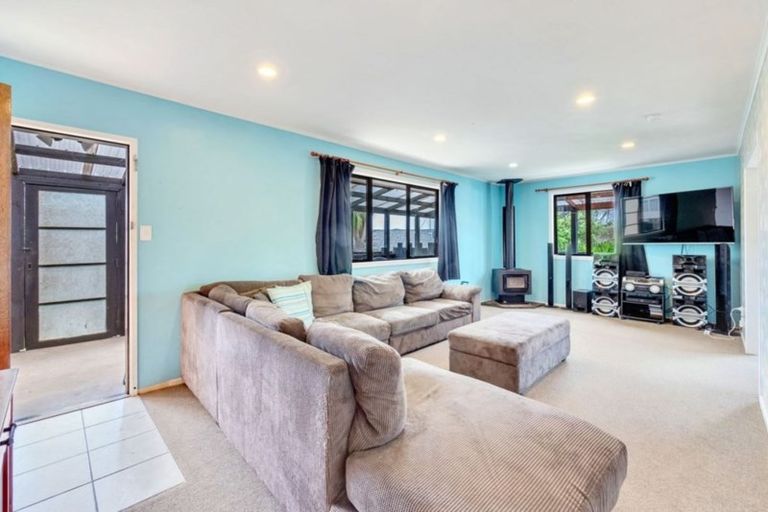 Photo of property in 106 Queen Street, Waiuku, 2123