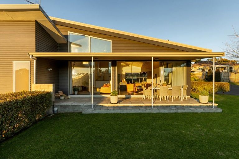 Photo of property in 26 Brackenburn Drive, Ohauiti, Tauranga, 3112