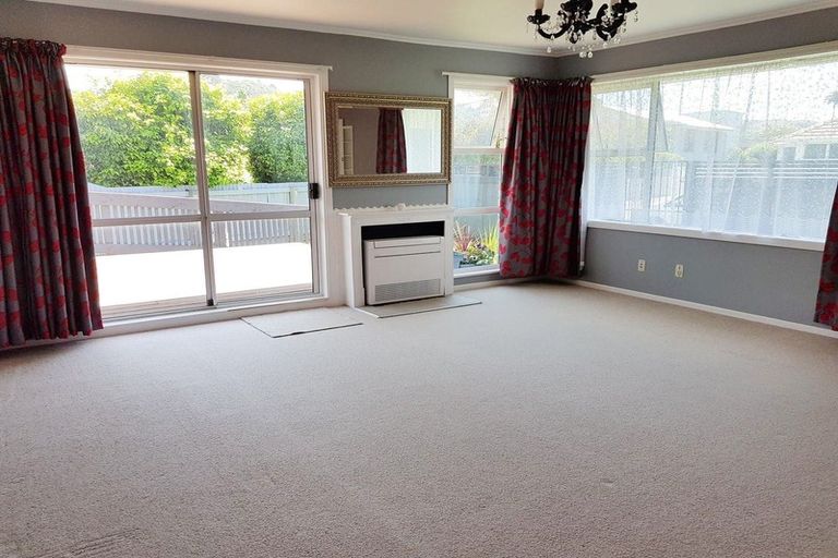 Photo of property in 20 Holyoake Crescent, Avalon, Lower Hutt, 5011