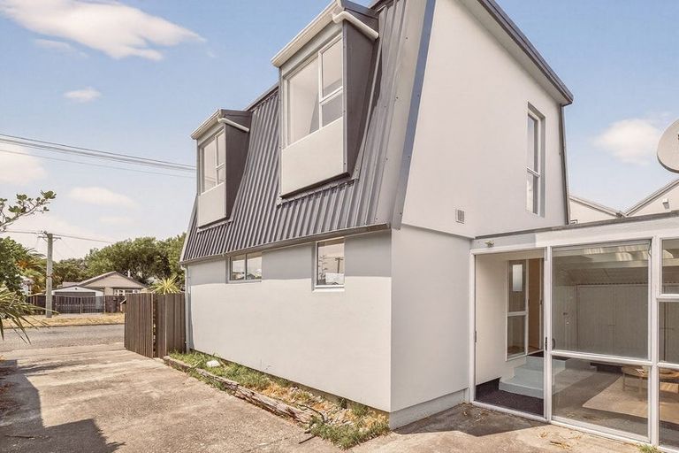 Photo of property in 1/114 Oram Avenue, New Brighton, Christchurch, 8061