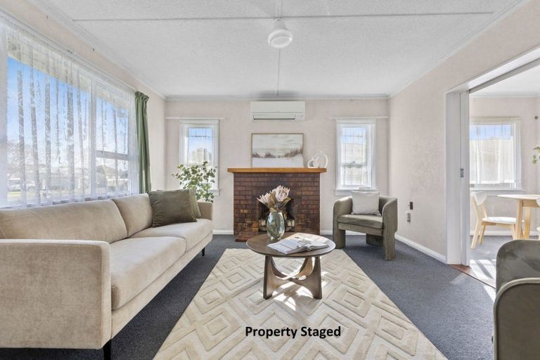 Photo of property in 40 Blake Street, Waitara, 4320