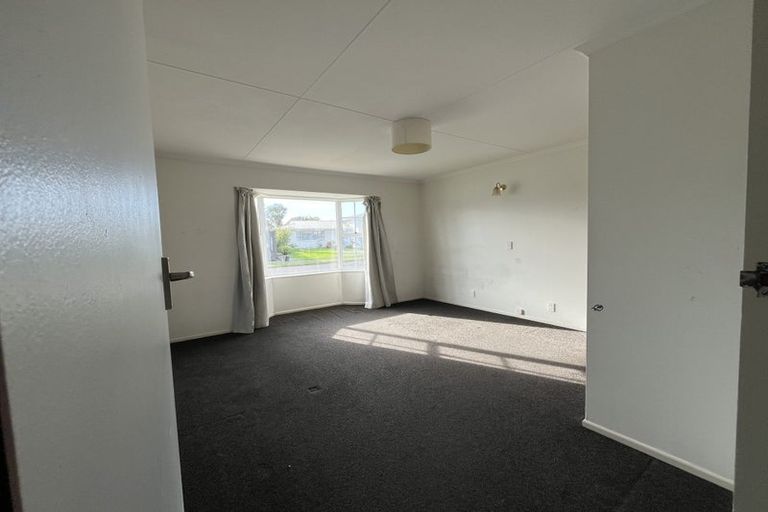 Photo of property in 68 Highbury Drive, Levin, 5510