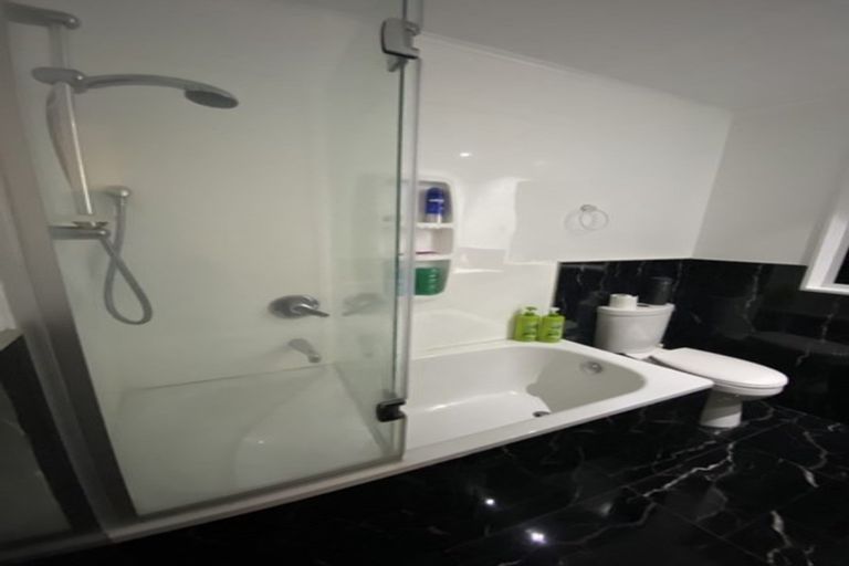 Photo of property in 1/49b Withells Road, Avonhead, Christchurch, 8042