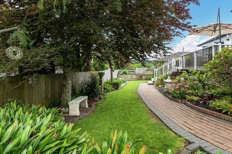 Photo of property in 21 Byblos Place, The Gardens, Auckland, 2105