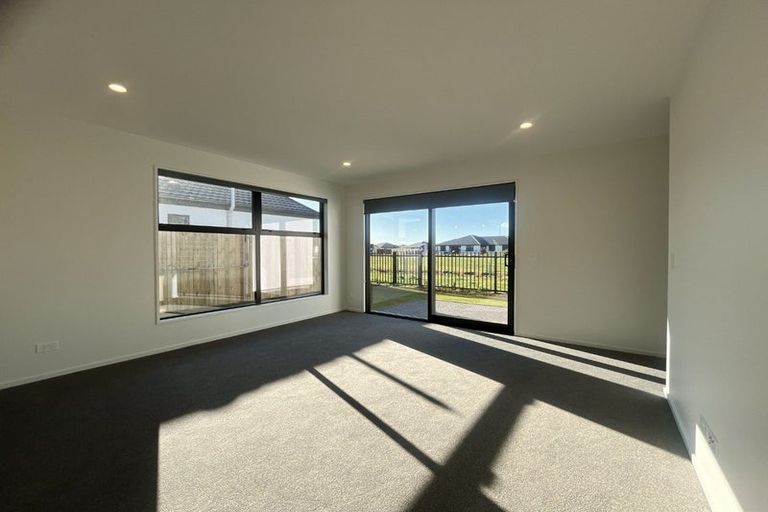 Photo of property in 4 Riroriro Lane, Halswell, Christchurch, 8025