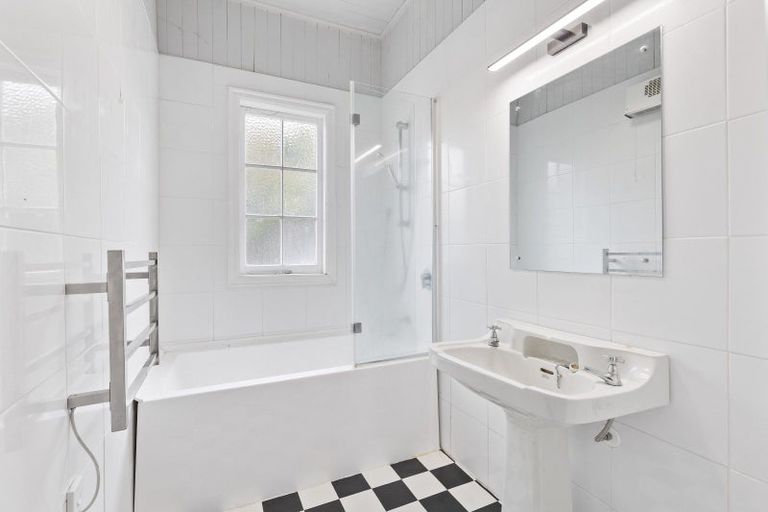 Photo of property in 37 Ohaupo Road, Melville, Hamilton, 3206