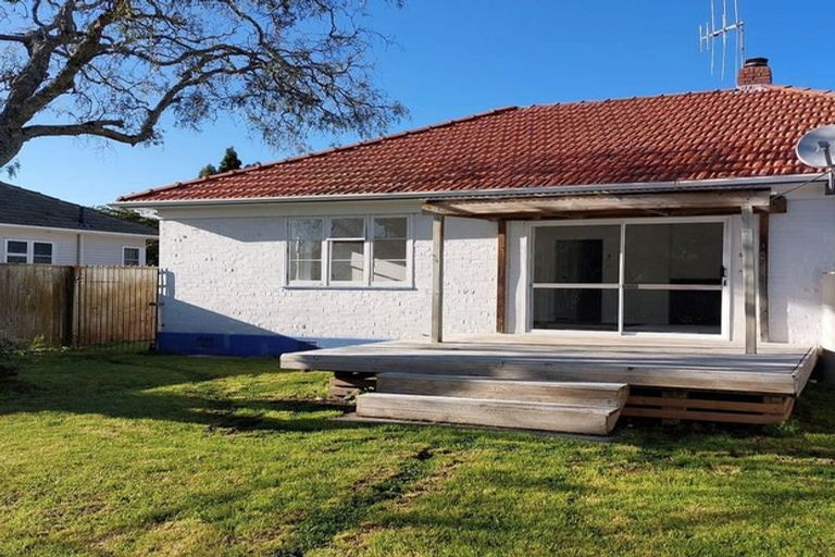 Photo of property in 15 Park Road, West End, Palmerston North, 4412