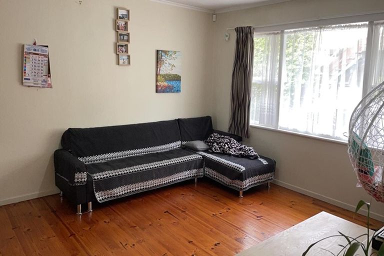 Photo of property in 2/6 Arabi Street, Sandringham, Auckland, 1041
