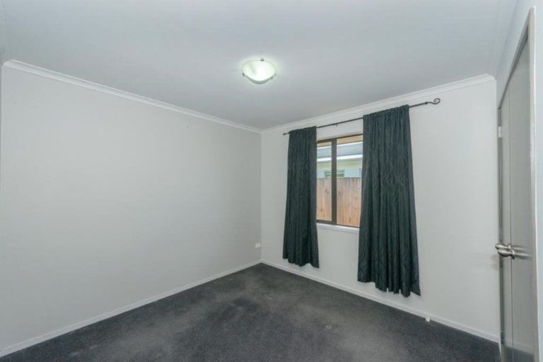 Photo of property in 109 Farnborough Drive, Grandview Heights, Hamilton, 3200