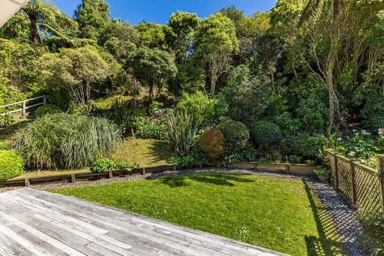 Photo of property in 7 Delhi Crescent, Khandallah, Wellington, 6035