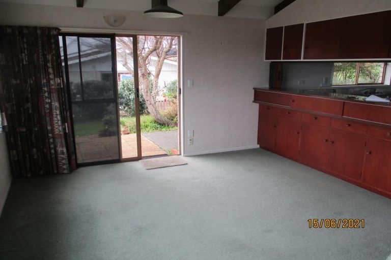 Photo of property in 135 Winara Avenue, Waikanae, 5036