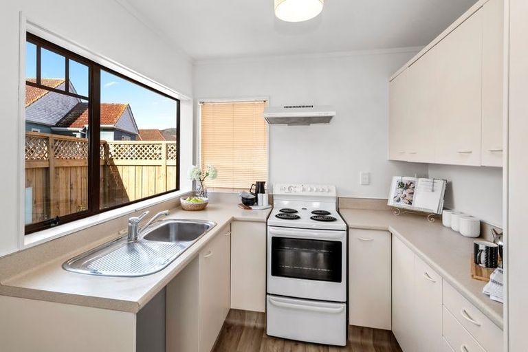 Photo of property in 1/16 Cressy Street, Waterloo, Lower Hutt, 5011