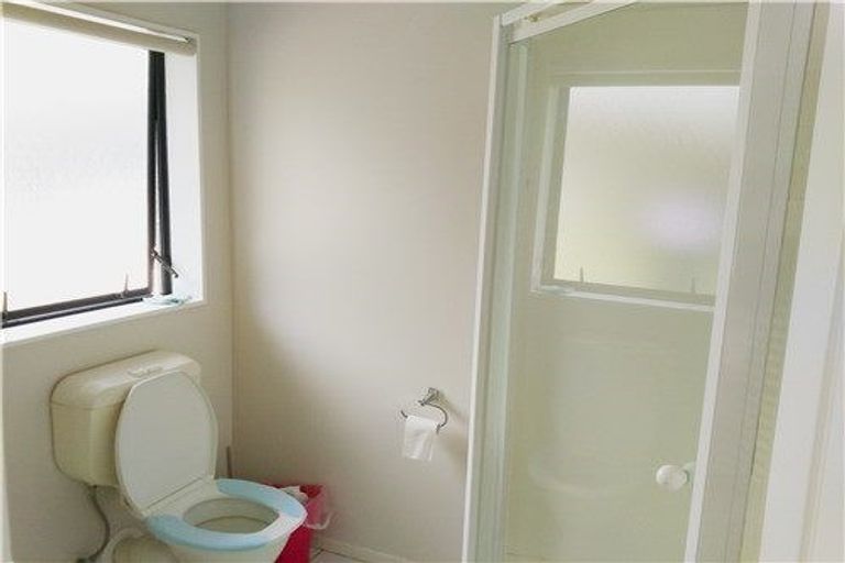 Photo of property in 17 Frank Nobilo Drive, Golflands, Auckland, 2013