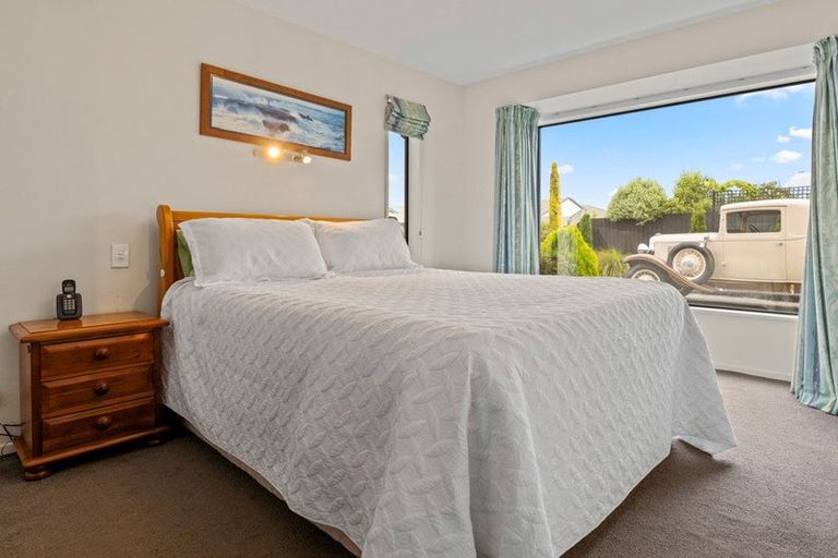 Photo of property in 16 Kildare Street, Northwood, Christchurch, 8051