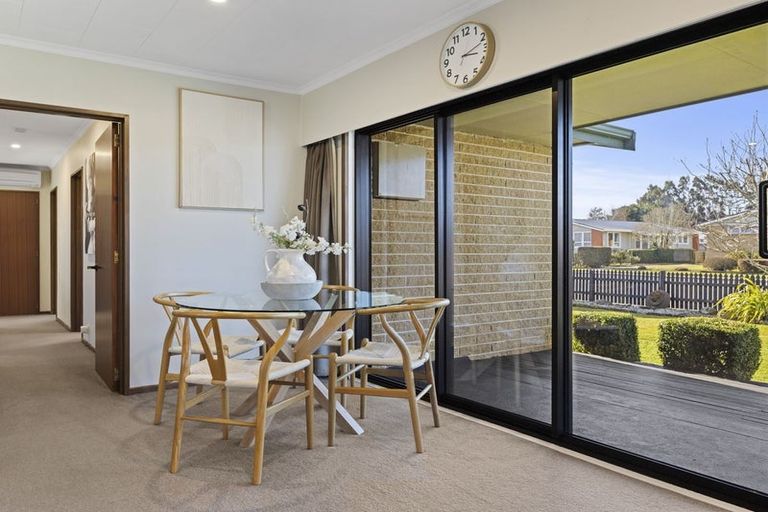 Photo of property in 15 Cross Street, Milton, 9220